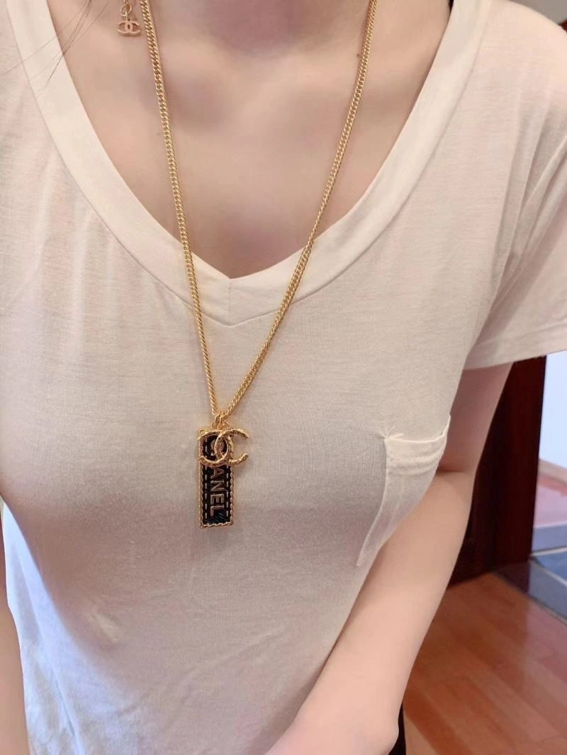 Chanel Necklaces Elegant 230461