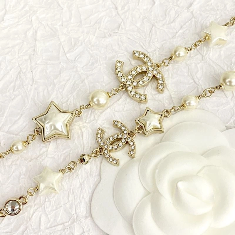 Chanel Necklaces Trendy 230412