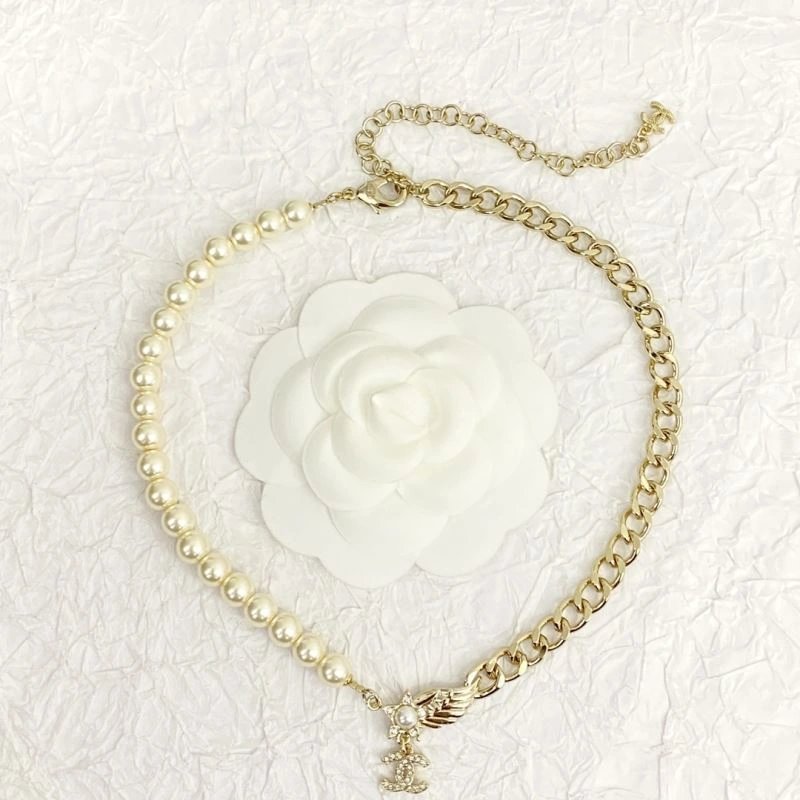 Chanel Necklaces Sophisticated 230411