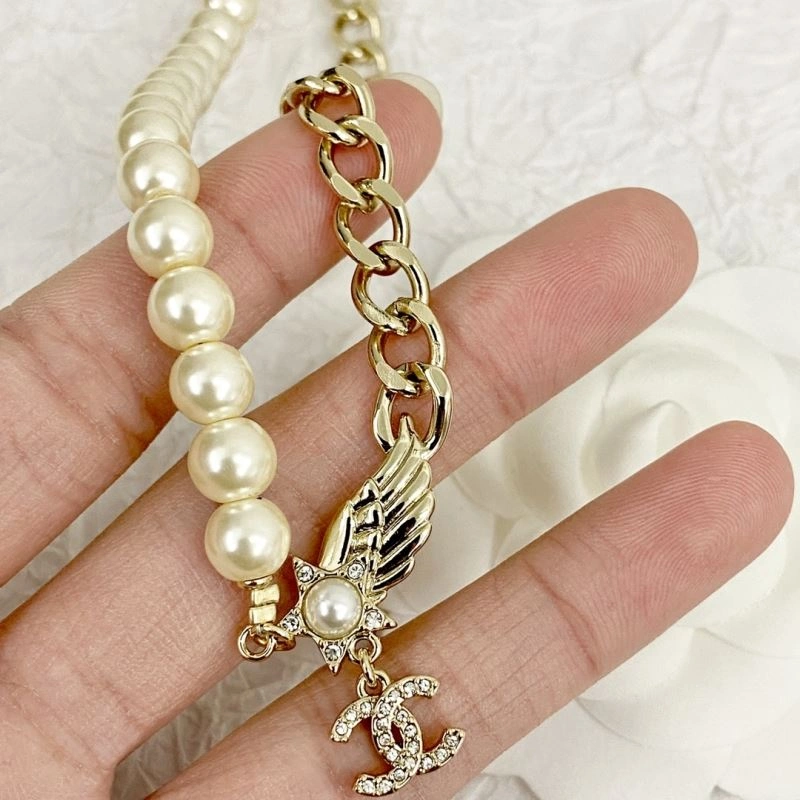 Chanel Necklaces Sophisticated 230411