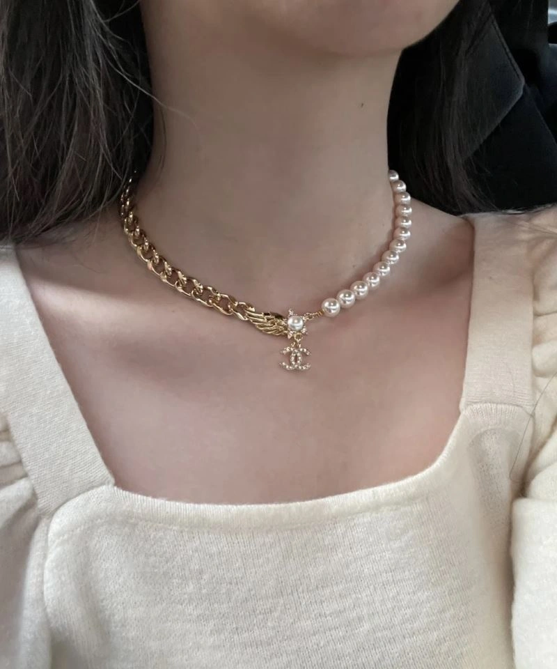 Chanel Necklaces Sophisticated 230411