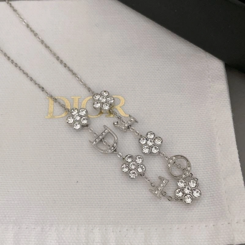 Packable Chanel Necklaces 230421
