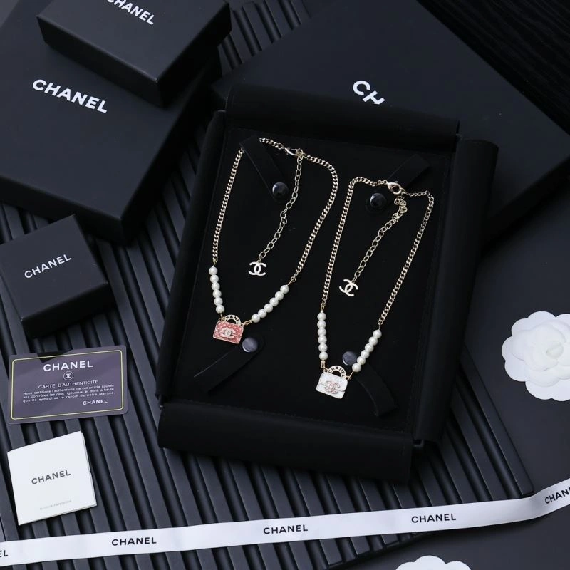 Chanel Necklaces Sophisticated 230407