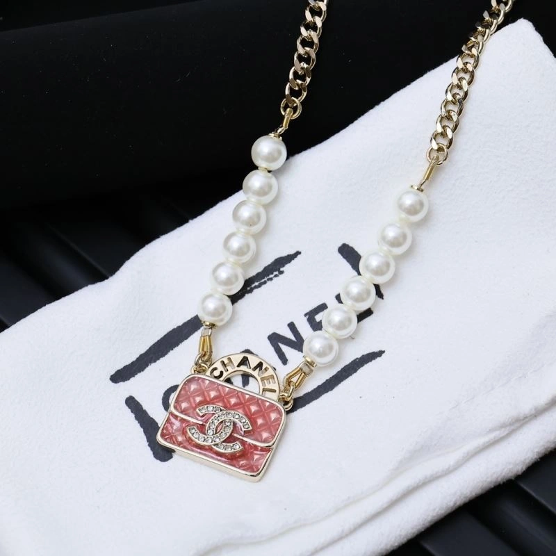 Chanel Necklaces Sophisticated 230407