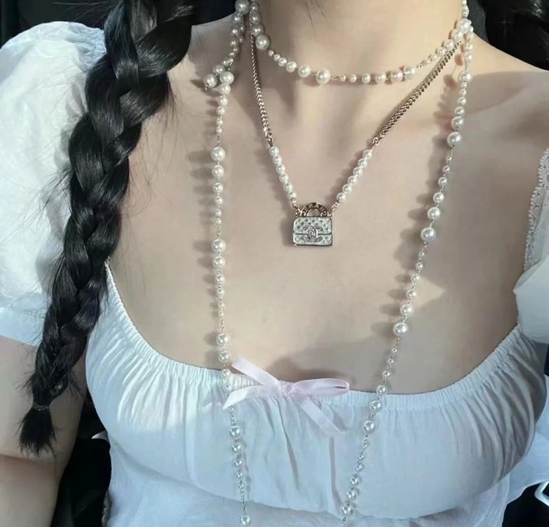 Chanel Necklaces Sophisticated 230407