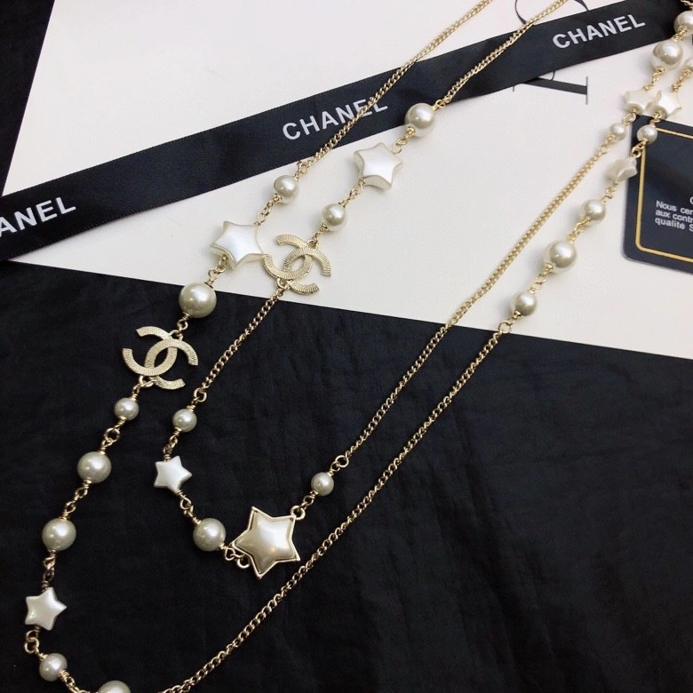 Lightweight Chanel Necklaces 230406