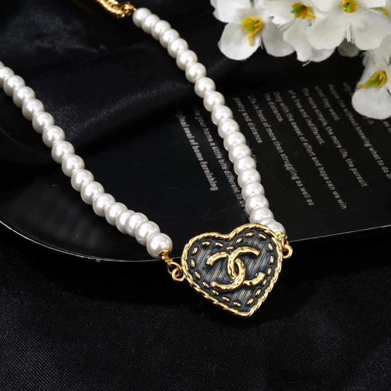Attractive Chanel Necklaces 230434