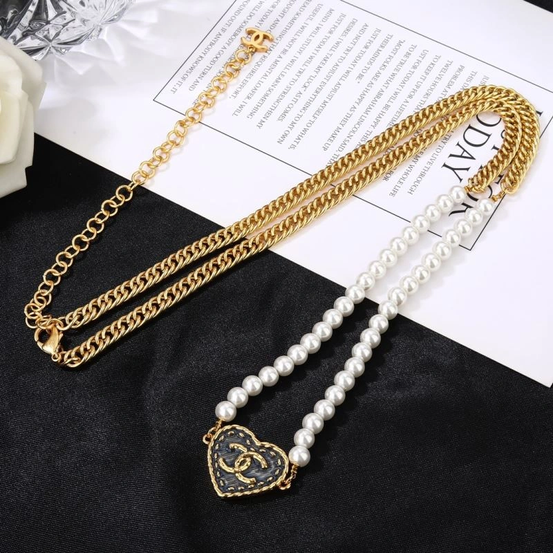 Attractive Chanel Necklaces 230434