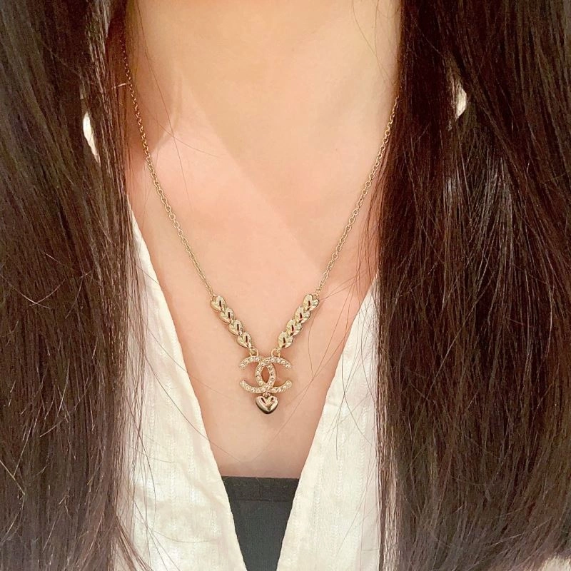 Unique Chanel Necklaces 230417