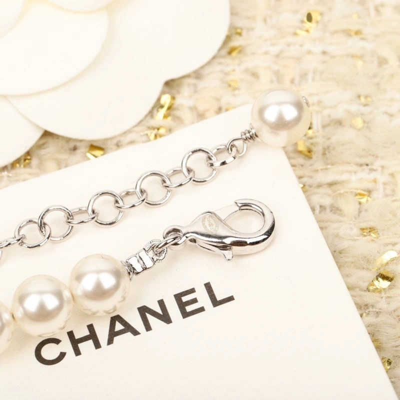 Chanel Necklaces Packable 230444