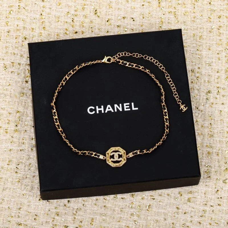 Chanel Necklaces Functional 230439