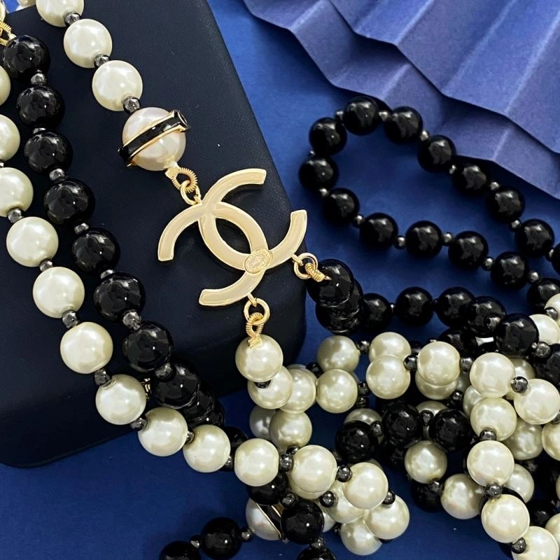 Chanel Necklaces Vibrant 230453