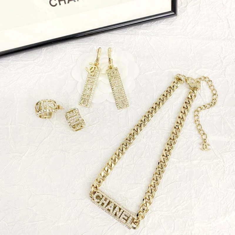 Chanel Necklaces Durable 230440