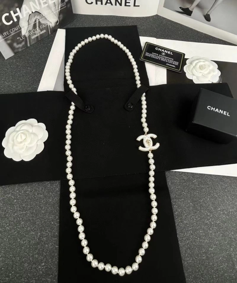 Lightweight Chanel Necklaces 230450