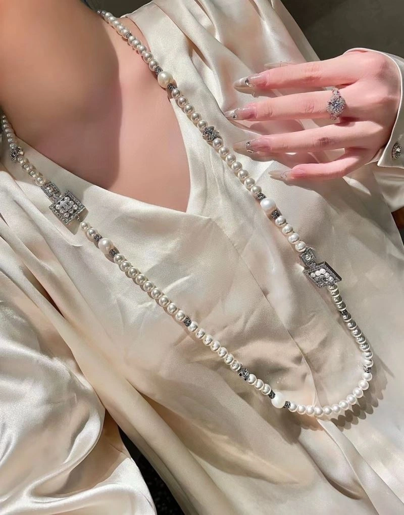 Popular Chanel Necklaces 230388