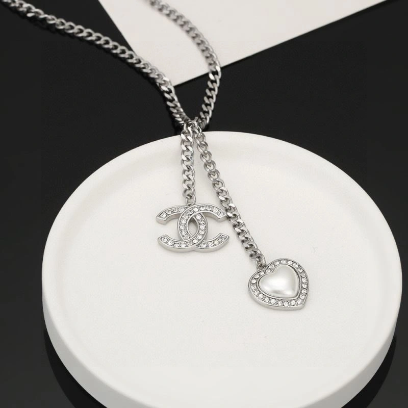 Chanel Necklaces Youthful 230378