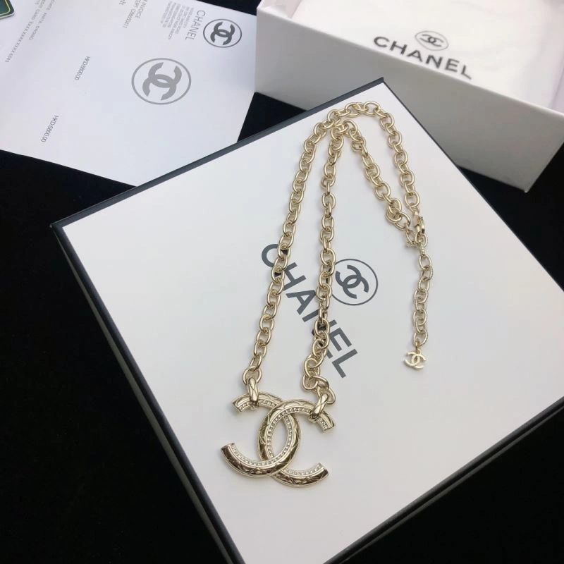 Vibrant Chanel Necklaces 230365