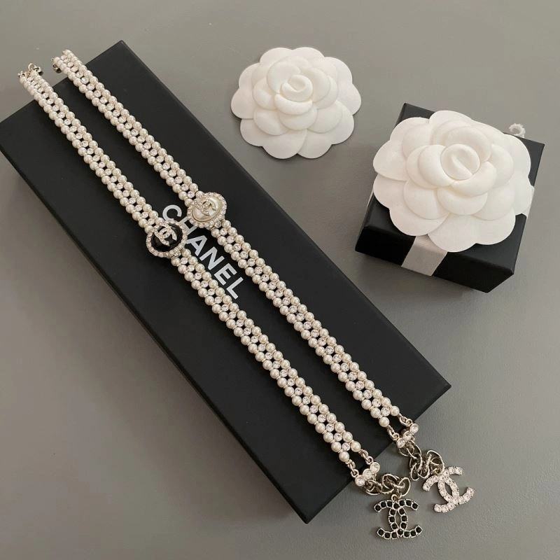 Supportive Chanel Necklaces 230393