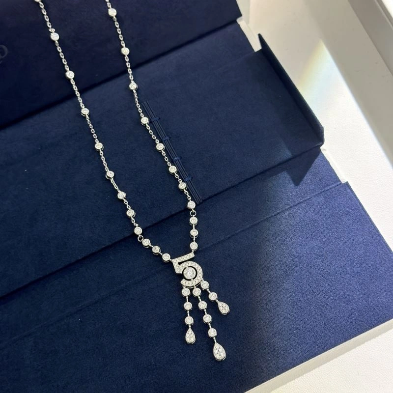 Chanel Necklaces Supportive 232108