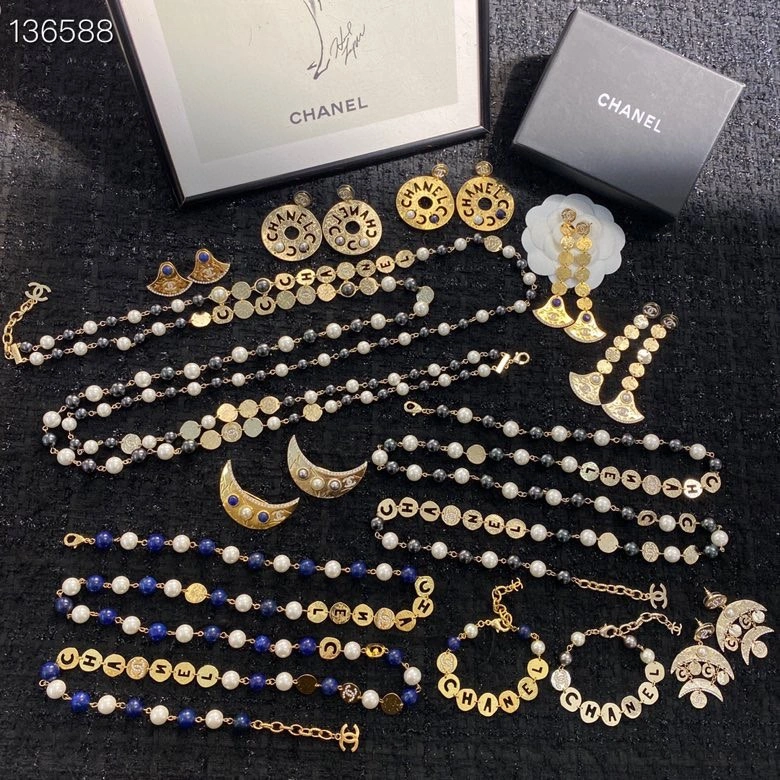 Chanel Necklaces Seasonal 232105