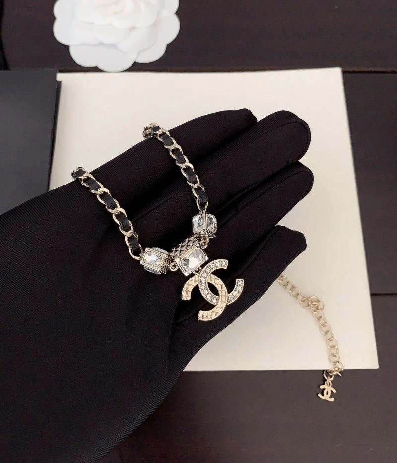 Chanel Necklaces Stylish 232104