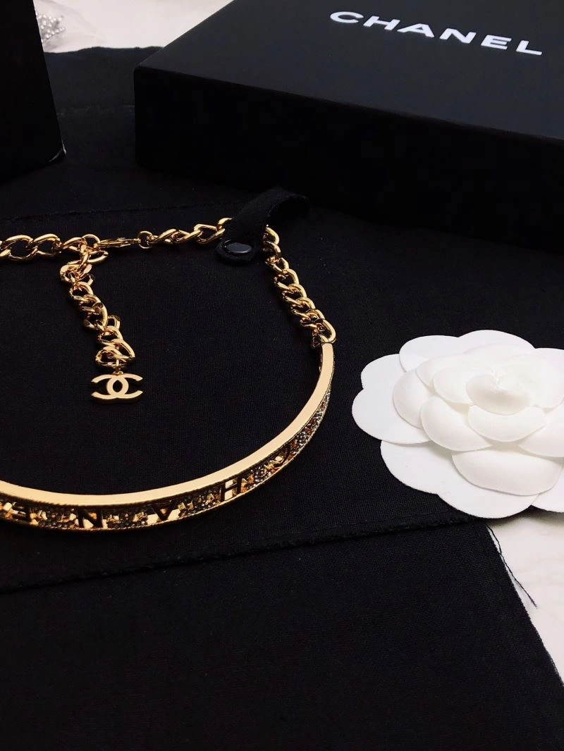 Sporty Chanel Necklaces 232089