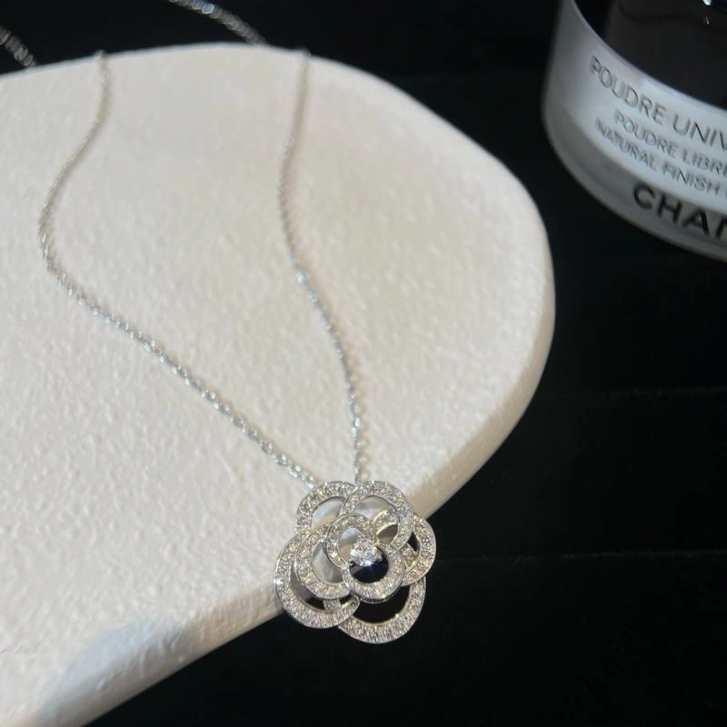 Colorful Chanel Necklaces 232097
