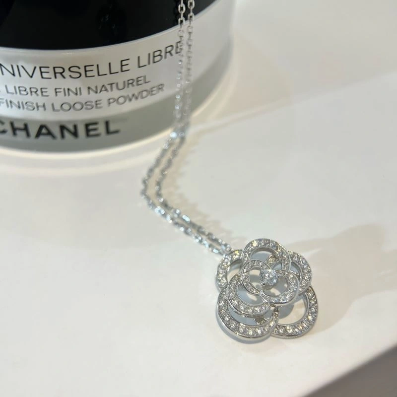 Colorful Chanel Necklaces 232097