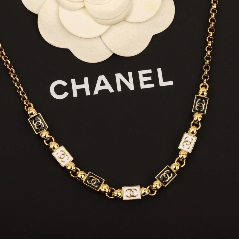 Minimalist Chanel Necklaces 232088