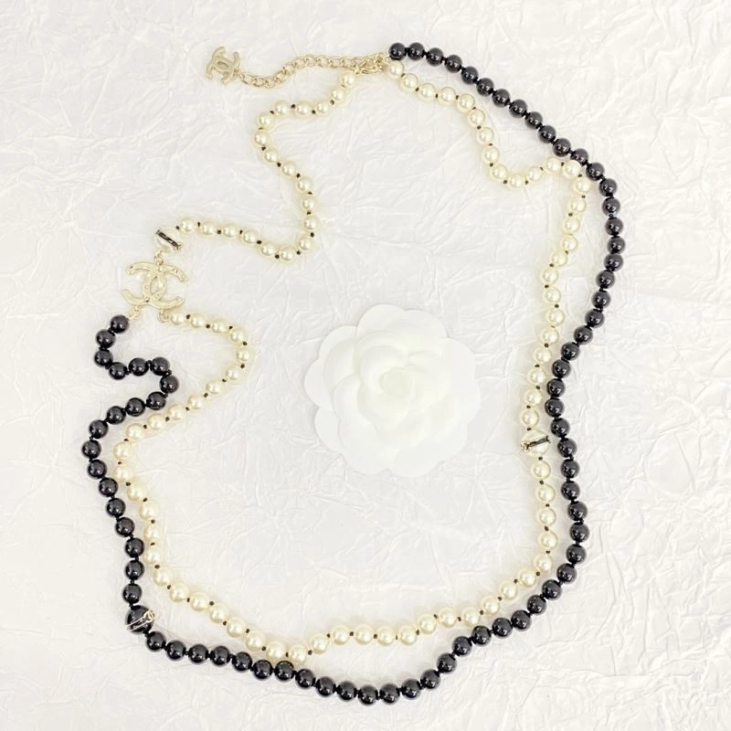 Chanel Necklaces Sleek 232061