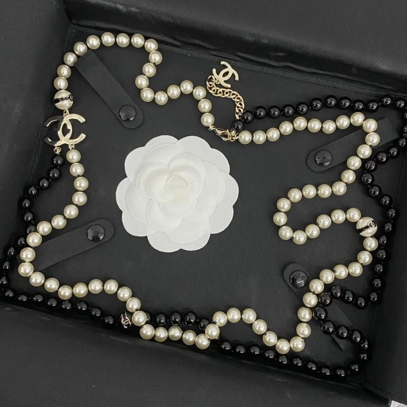 Chanel Necklaces Sleek 232061
