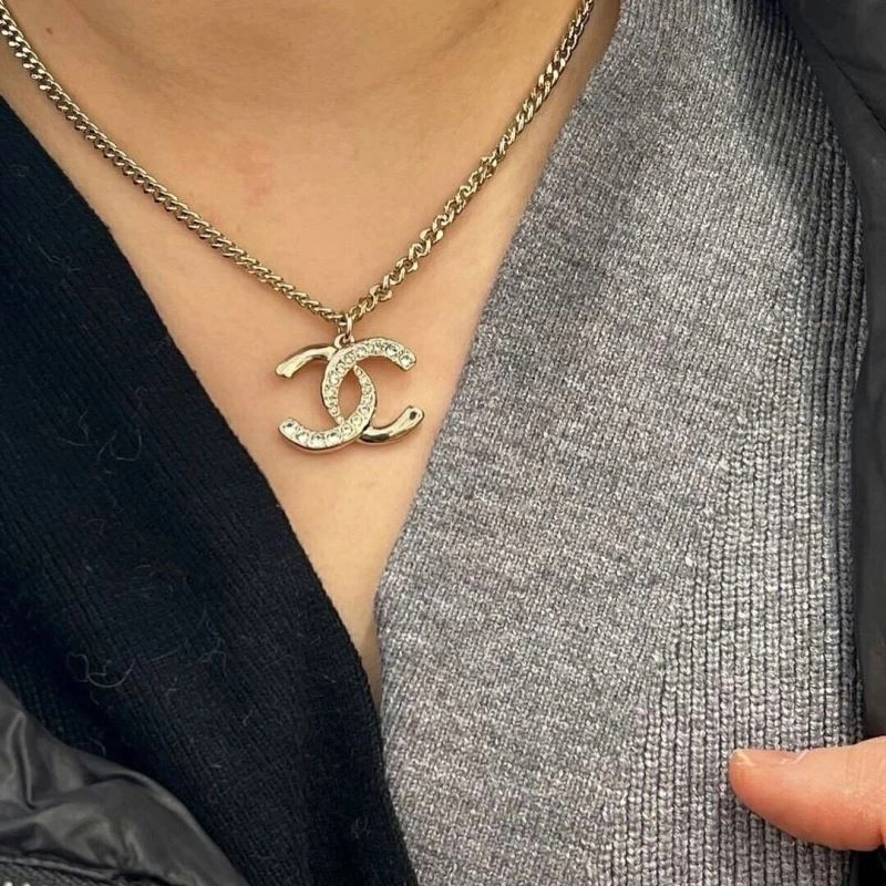 Original Chanel Necklaces 232073