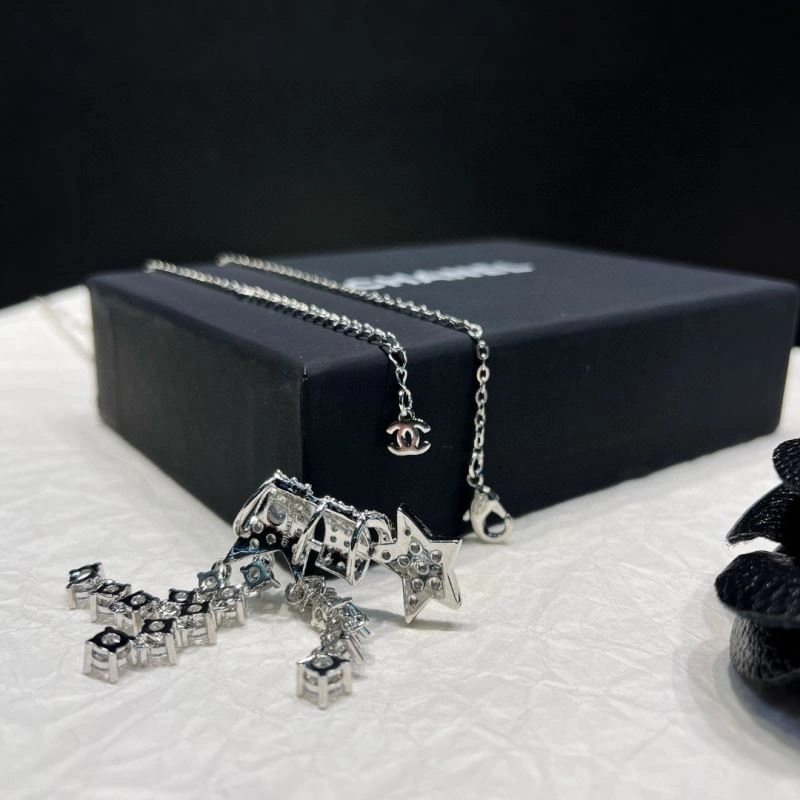 Thermal Chanel Necklaces 232042