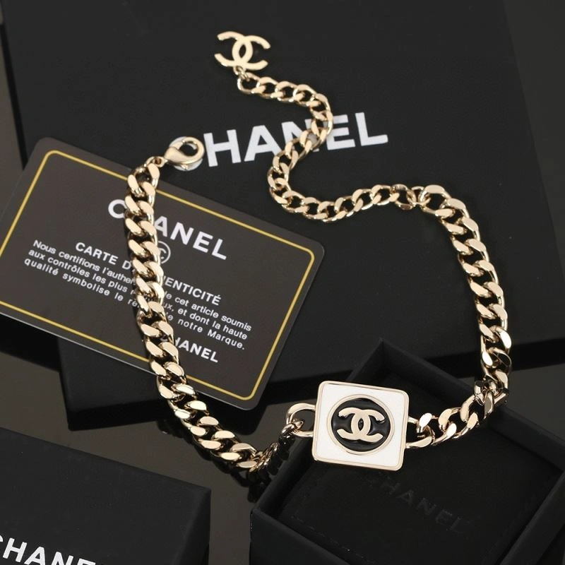 Colorful Chanel Necklaces 232043