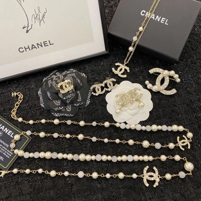 Chanel Necklaces Vibrant 232085