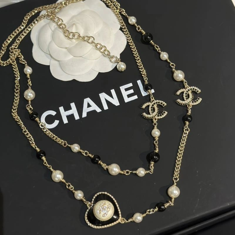 Contemporary Chanel Necklaces 232039
