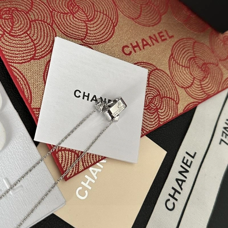 TechFriendly Chanel Necklaces 232062