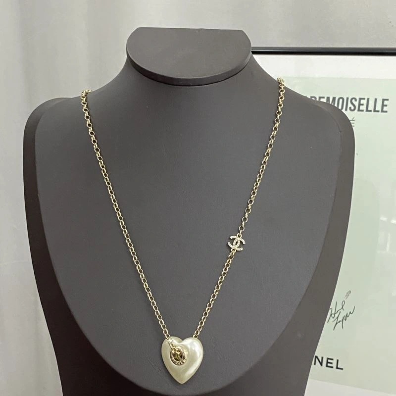 Chanel Necklaces Comfortable 232035
