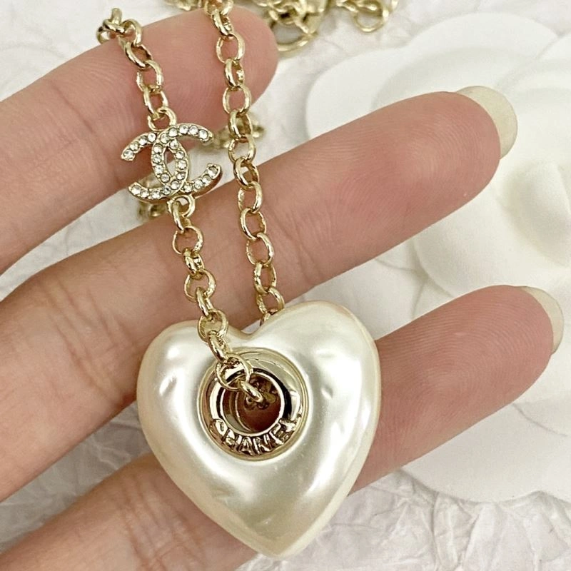 Chanel Necklaces Comfortable 232035