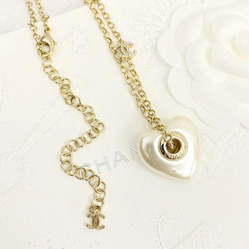 Chanel Necklaces Comfortable 232035