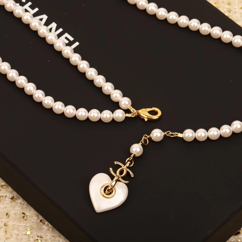 Sustainable Chanel Necklaces 232012