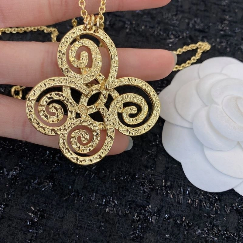 ComfortFit Chanel Necklaces 232009