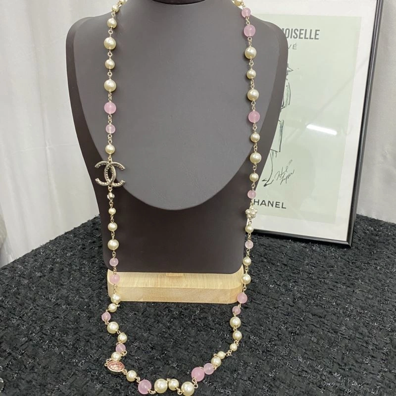 Bright Chanel Necklaces 231977