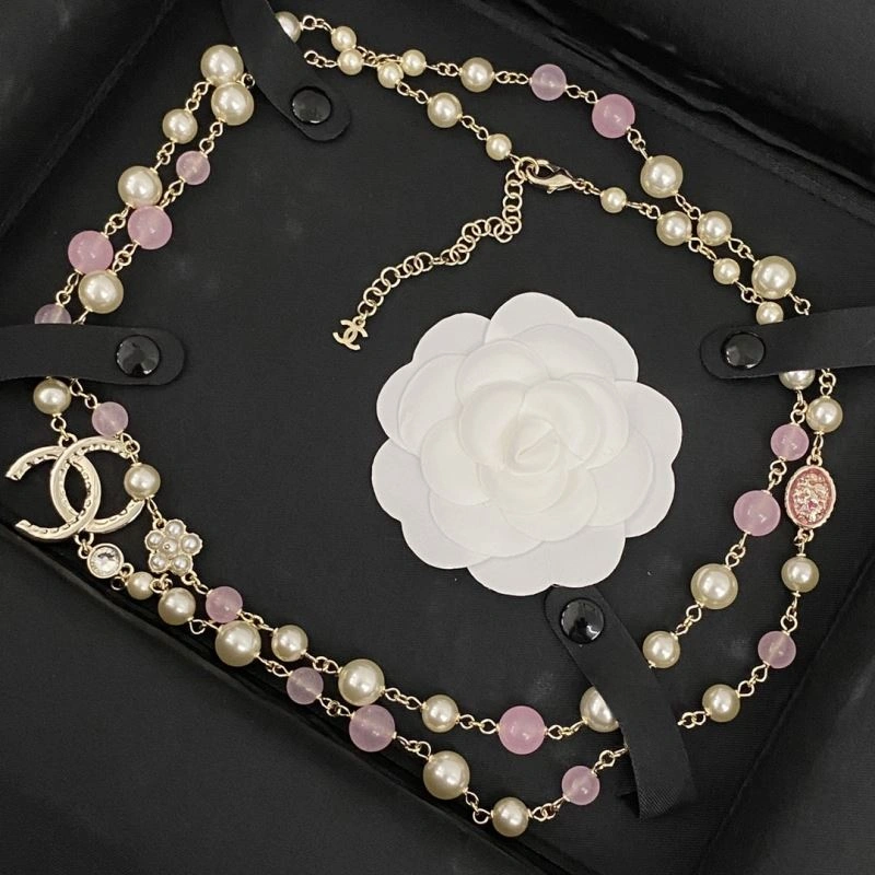 Bright Chanel Necklaces 231977