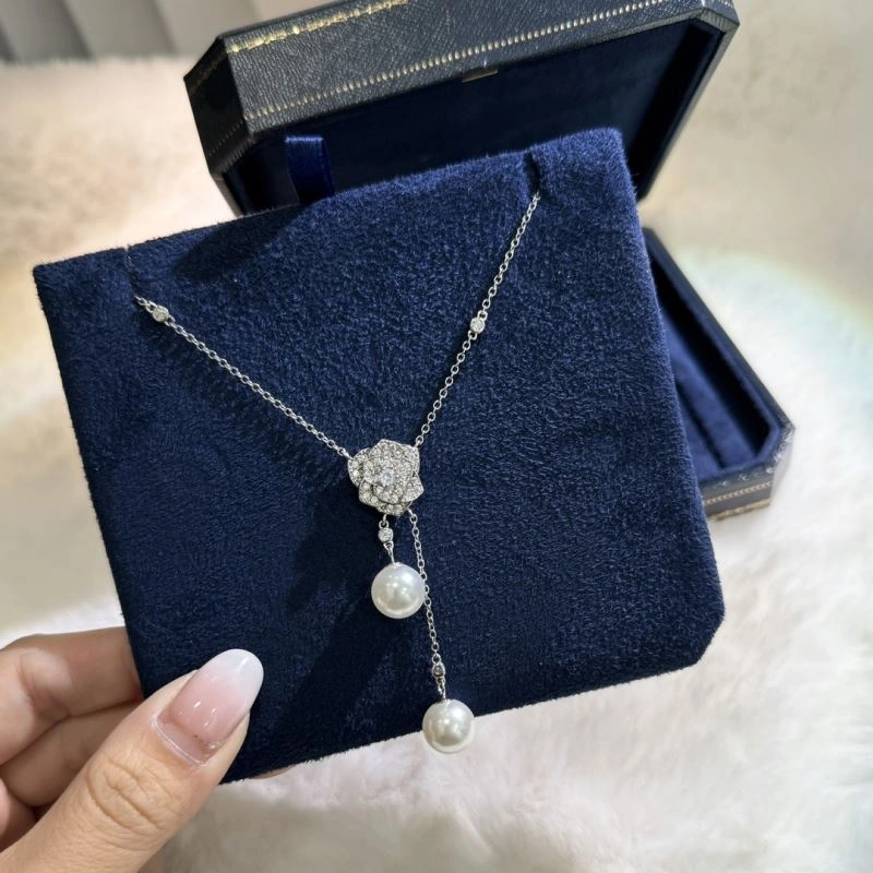 Refined Chanel Necklaces 231706