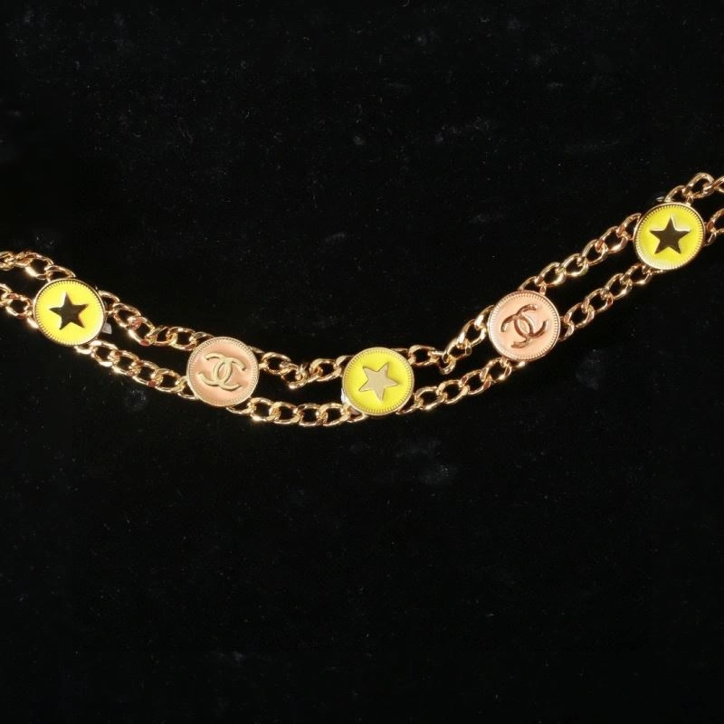 Chanel Necklaces Compact 231570