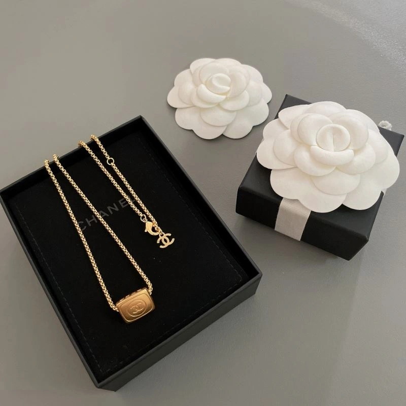 Chanel Necklaces Upgraded 231606