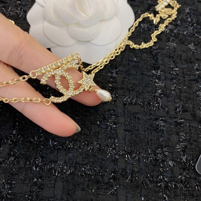 Premium Chanel Necklaces 231539