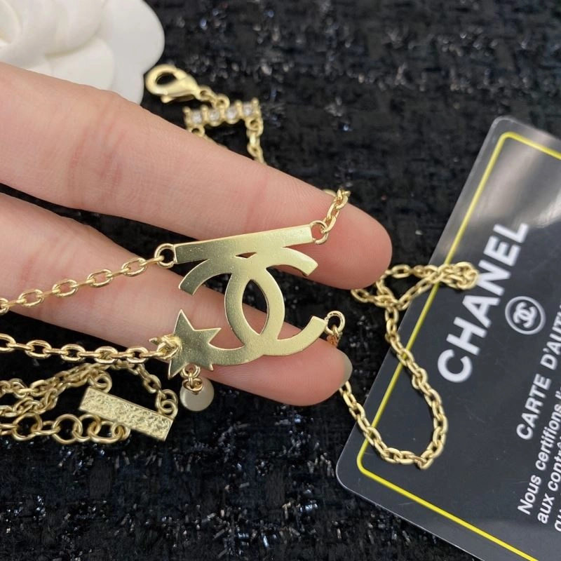 Premium Chanel Necklaces 231539