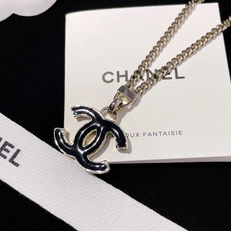 Chanel Necklaces Contemporary 231544